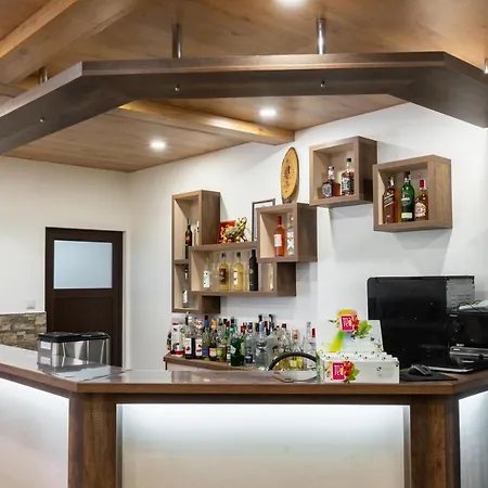 Гостевой дом гюмюрджински снежник